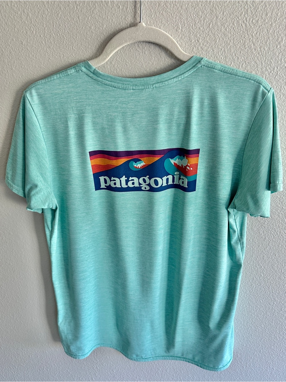 Women's Patagonia Capilene Cool Daily Graphic T-Shirt Tee Medium
